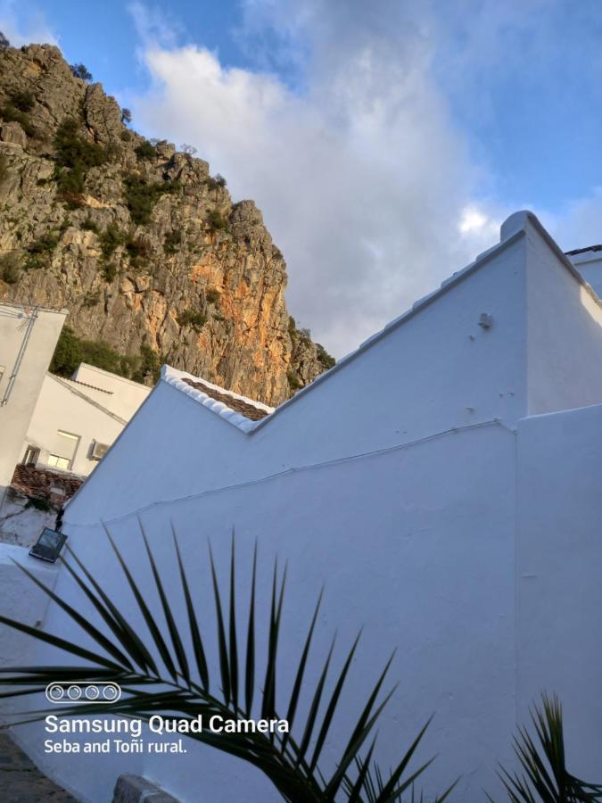 Loft "Coqueto" Rojo Apartment Ubrique Exterior photo